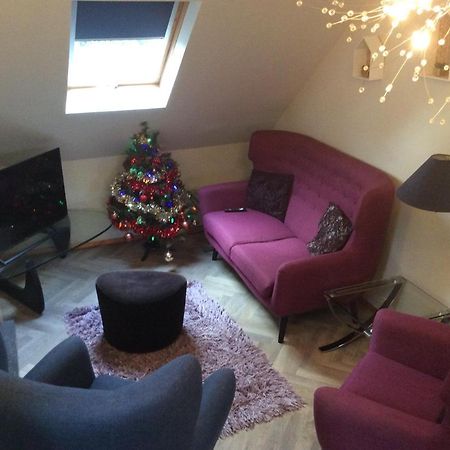 2 Bedroom Furnished Apartment In A Rural Position Stone  Εξωτερικό φωτογραφία